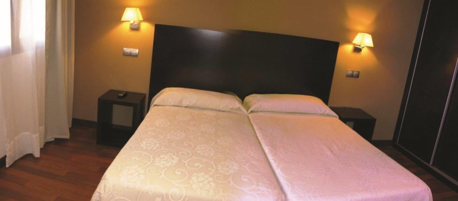 La Portilla Hotel Niembro